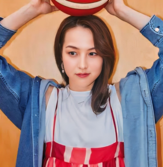 田中真美子　大谷翔平　嫁　妻　かわいい　可愛い　美人　私服