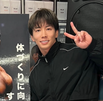 横川尚隆　ボディビルダー　顔変わった？　目　二重にした　整形　