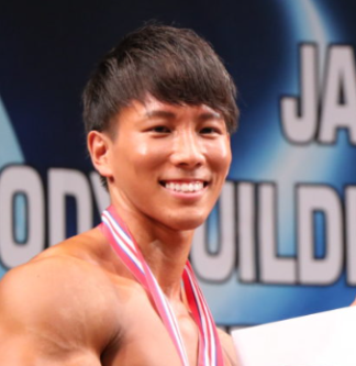 横川尚隆　ボディビルダー　顔変わった？　目　二重にした　整形　　昔　現在