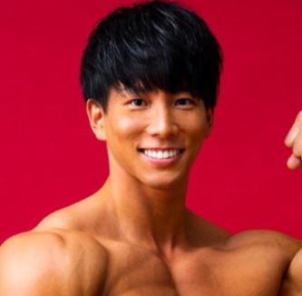 横川尚隆　ボディビルダー　顔変わった？　目　二重にした　整形　　昔　現在　インスタ